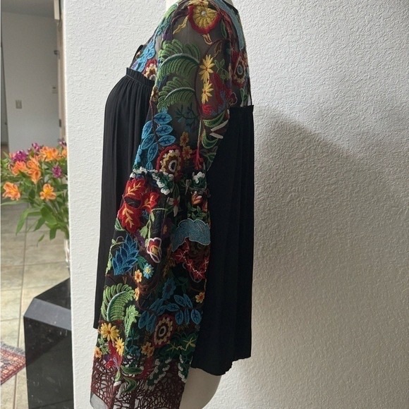 Embroidered Floral Black Top - Picture 8 of 8